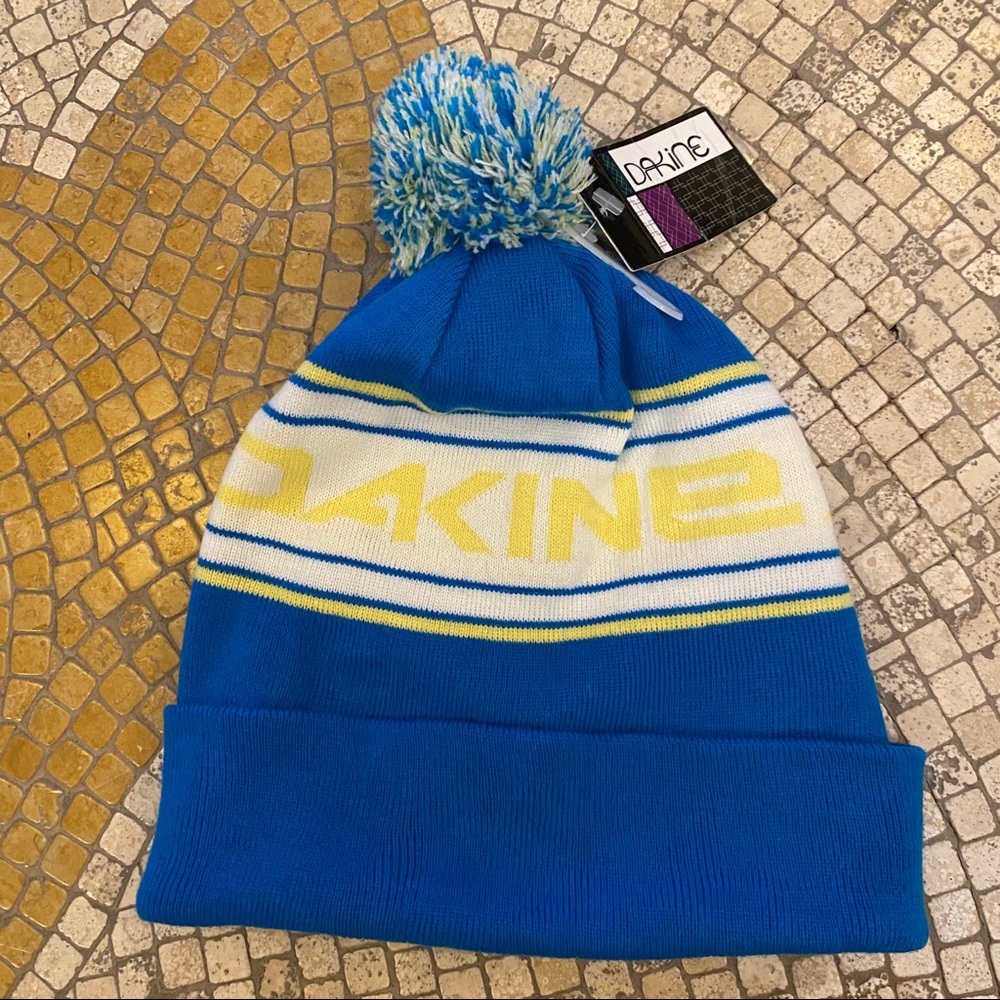 NWT~DAKINE Beanie-One Size-Unisex